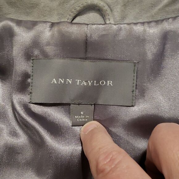 Very Nice Ann Taylor Gray Suede Leather Jacket Sz S - Picture 6 of 13